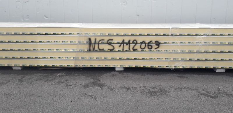 Panneaux isolants 200 mm 4 x 8300 + 1 x 5000 mm (NCS112063)