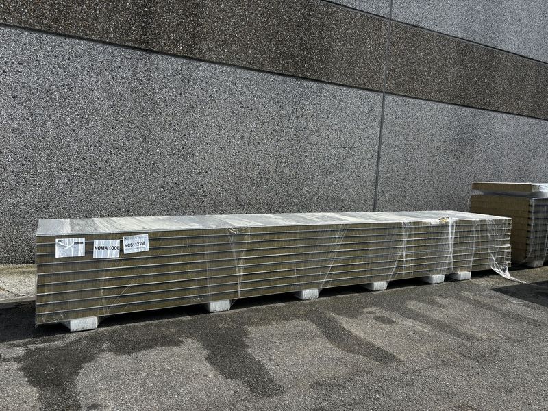 Sandwichpanelen Rotswol 80 mm 9 lengtes 6000 mm  (NCS112358)