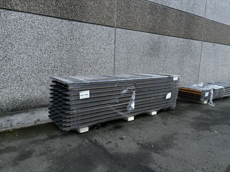 Dakpanelen DAK4 60 mm RAL 7531 - 11 lengtes 3580 mm (NCS112494)